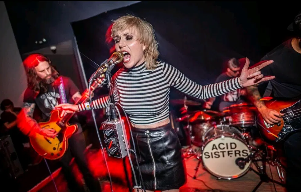 The Acid Sisters Discuss Aliens And The Las Vegas Music Scene