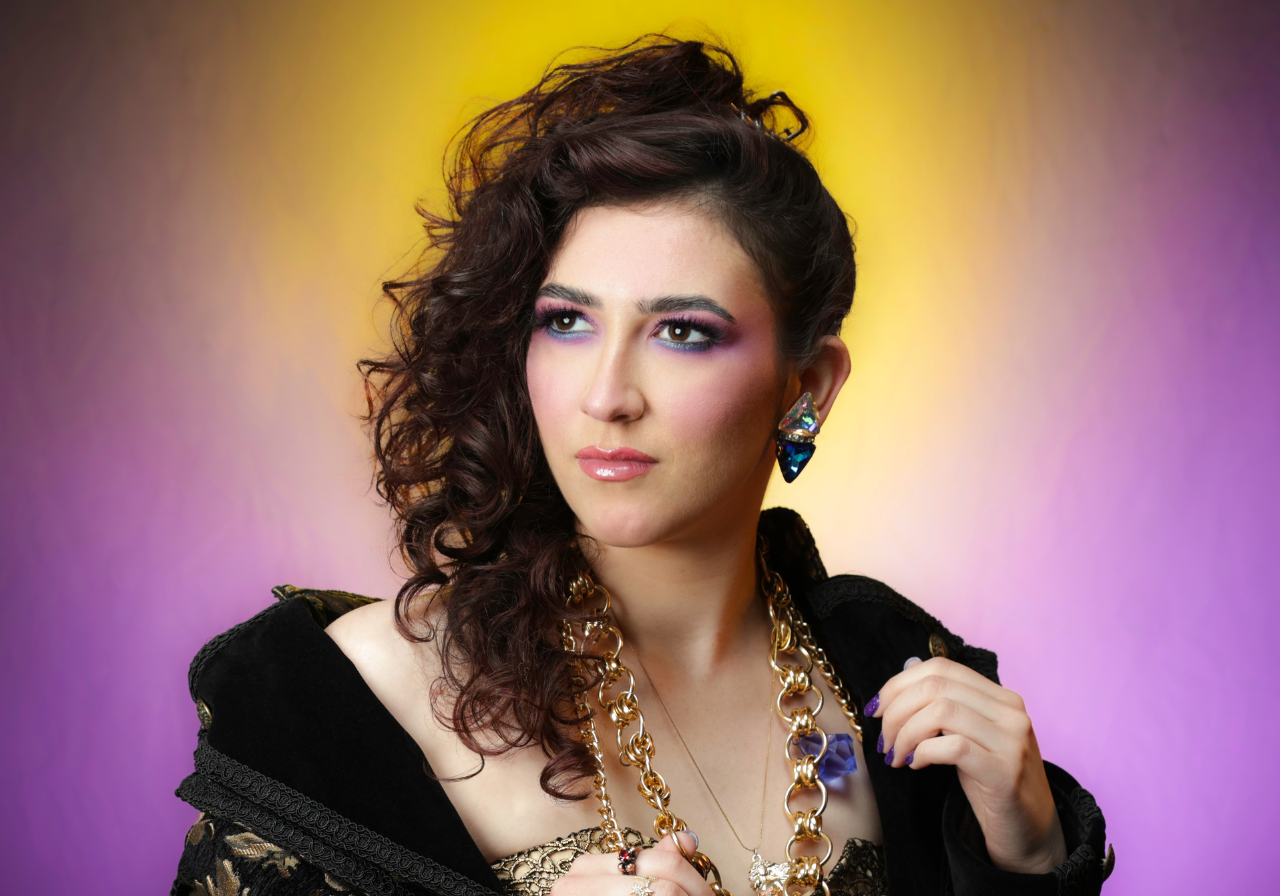 Chloe Clemente Rocks the 80s in 2025